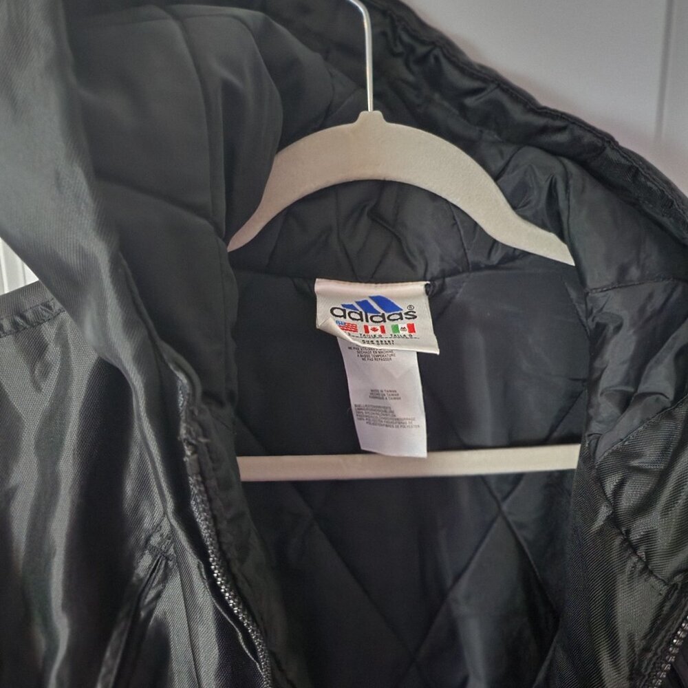 Heavy nylon Adidas jacket 4 zipper design nice! - Picture 10 of 14